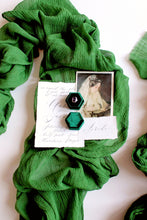 Load image into Gallery viewer, Forest green gauze runner