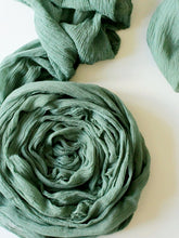 Load image into Gallery viewer, Fern green gauze runner