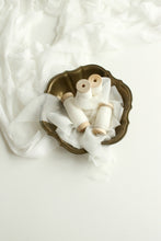 Load image into Gallery viewer, Ivory crinkle silk ribbon
