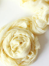 Load image into Gallery viewer, Eggnog yellow gauze runner