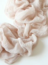 Load image into Gallery viewer, Nude gauze runner