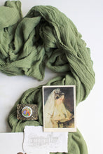 Load image into Gallery viewer, Olive gauze runner