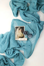 Load image into Gallery viewer, Teal gauze runner