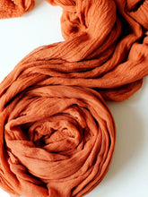 Load image into Gallery viewer, Terracotta gauze runner